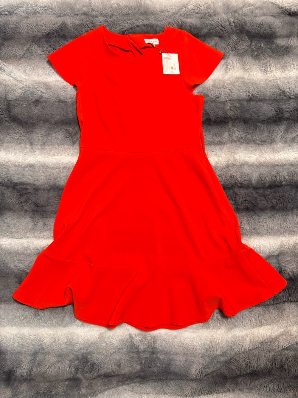 Gibson Latimer Bright Red Ruffle-Hem Midi Dress